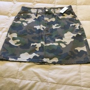 Camouflage skirt